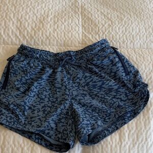 Athleta Kids Blue Patterned Shorts